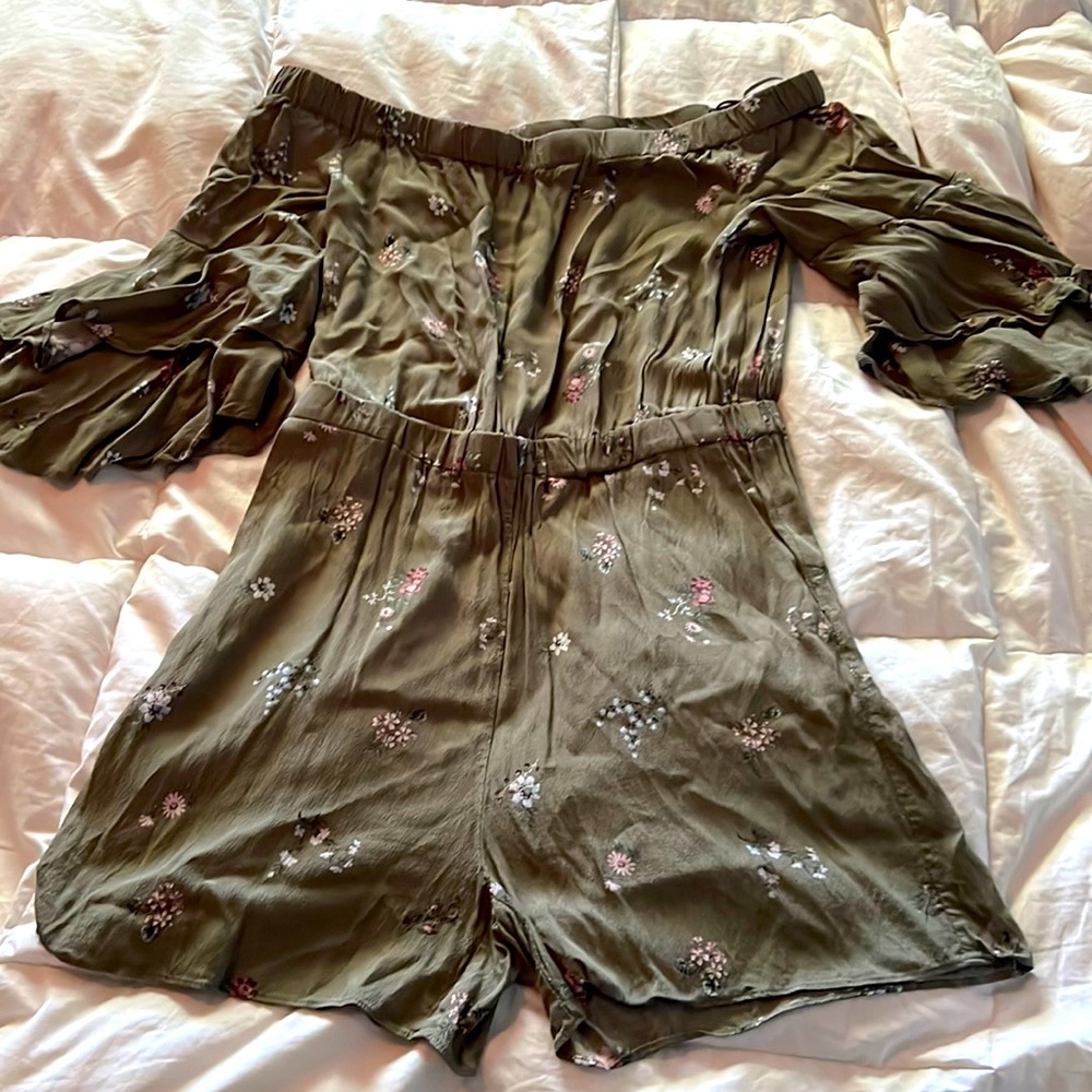Vince Camuto romper